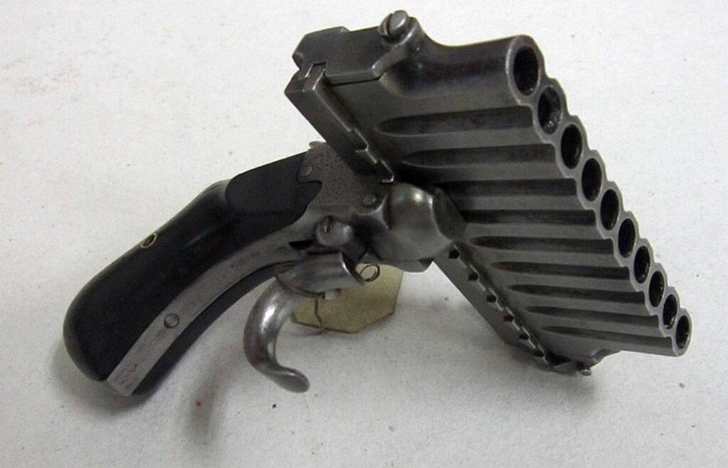 Пистолет с блоком из 10 стволов