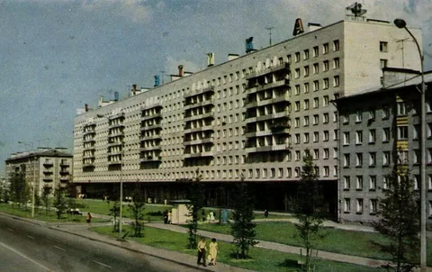 Магазин "Синтетика" в Ленинграде на Ново-Измайловском проспекте.