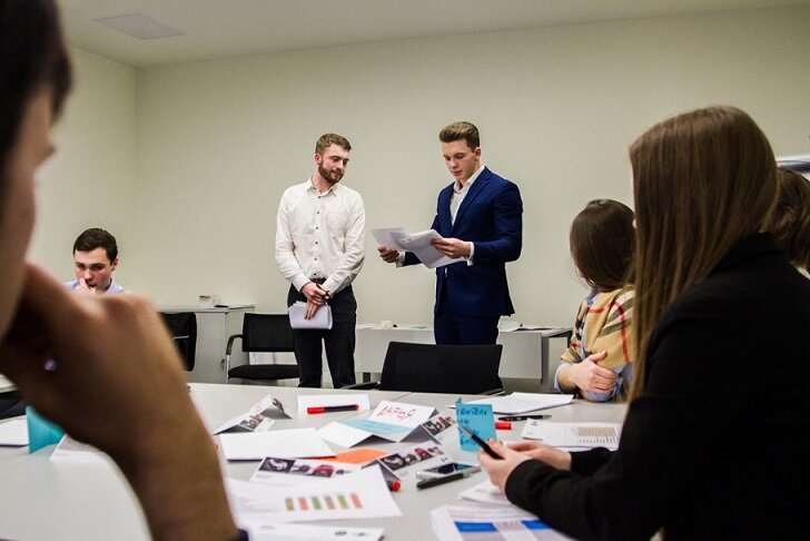 Ассесмент, фото из свободных источников. 