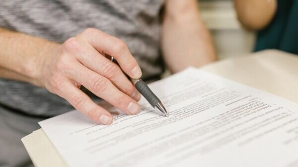   © pexels.com/RODNAE Productions