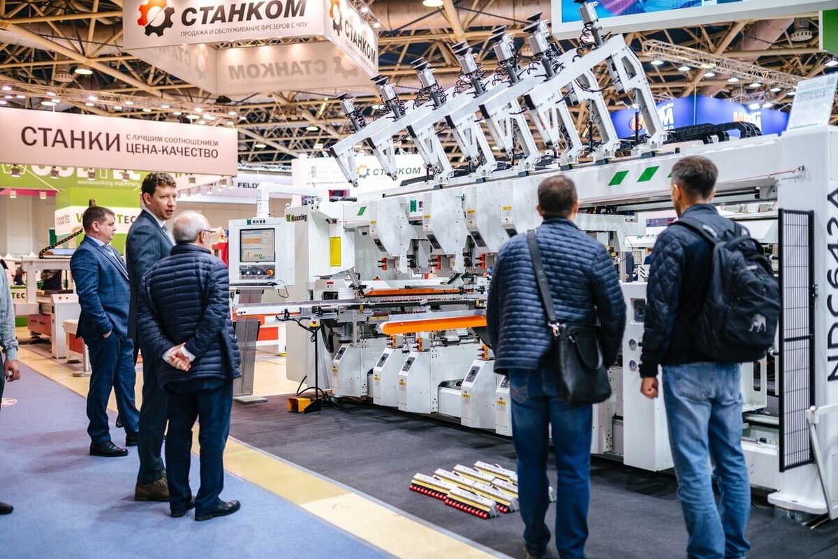 Экспозиция Nanxing на выставке "ЛЕСДРЕВМАШ-2022"