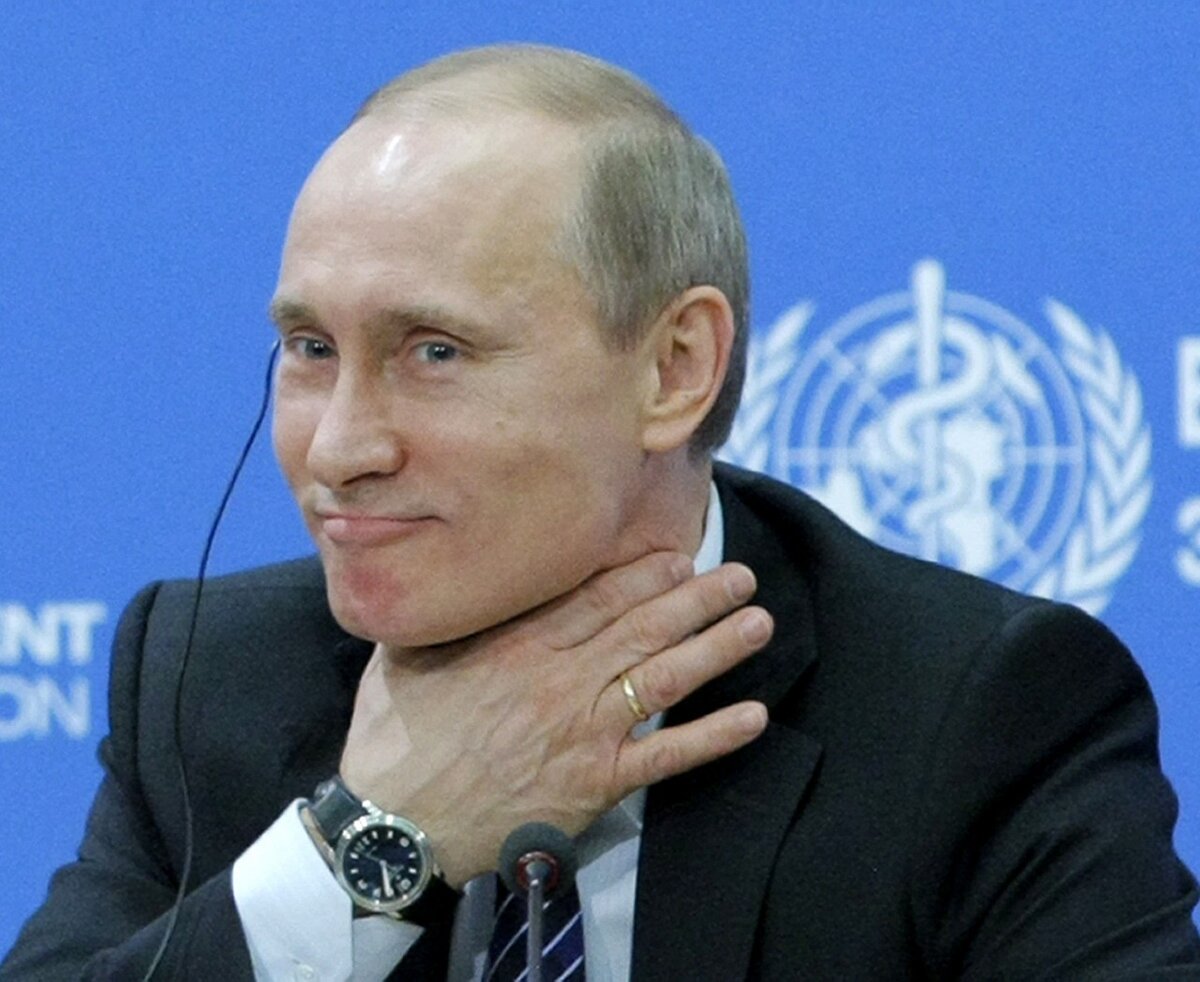 (Если кто не заметил, на заднем плане эмблема ВОЗ)