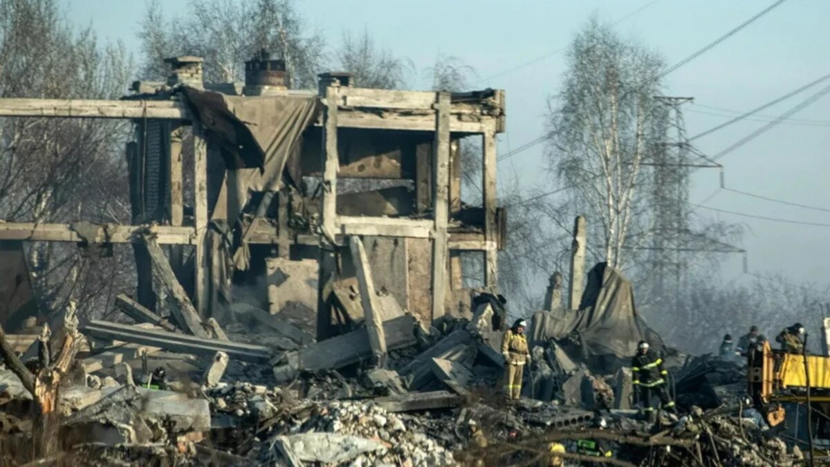 Выживший в Макеевке 22-летний солдат из Новокуйбышевска рассказал, что в  здании ПТУ делали бойцы в злополучную ночь и как он ждал помощи | Весь  Искитим | Дзен