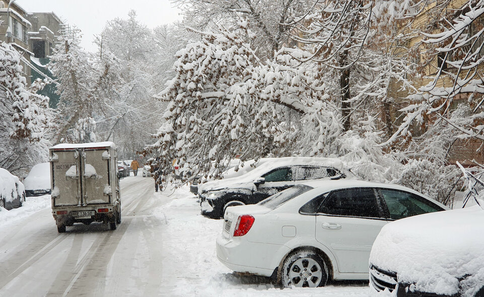 Ташкент январь. Ташкент зима 2023. Ташкент в январе снегопад. Ташкент сейчас зимой дорога. Зима в Ташкенте 10 января.