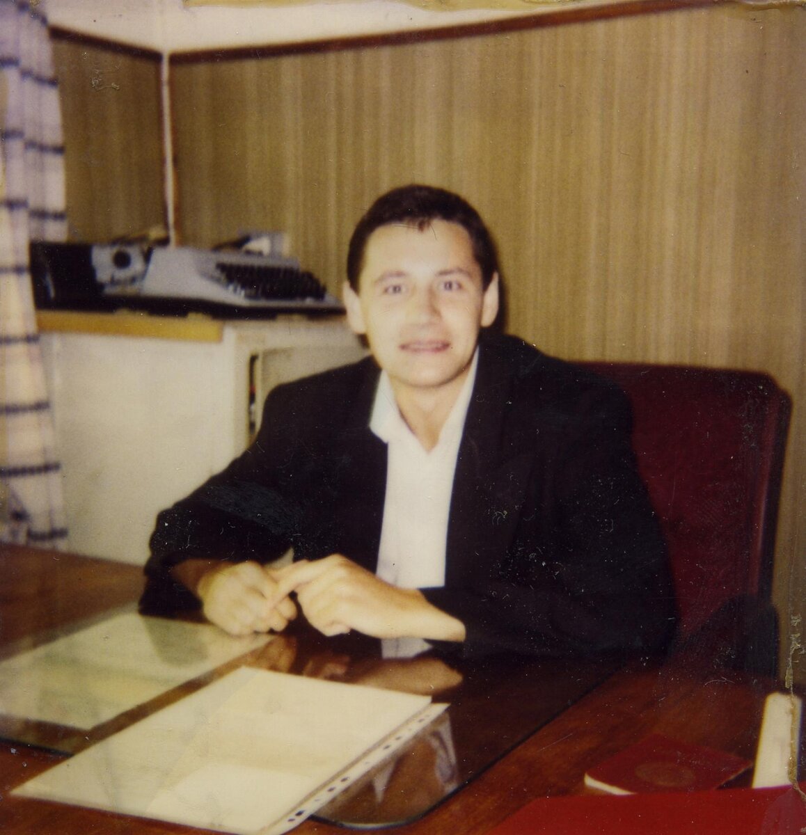 Начало 90-х. Фото автора. РОВД.