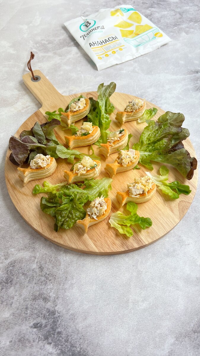 Закуски в "тарталетках" из готового запеченного слоеного теста