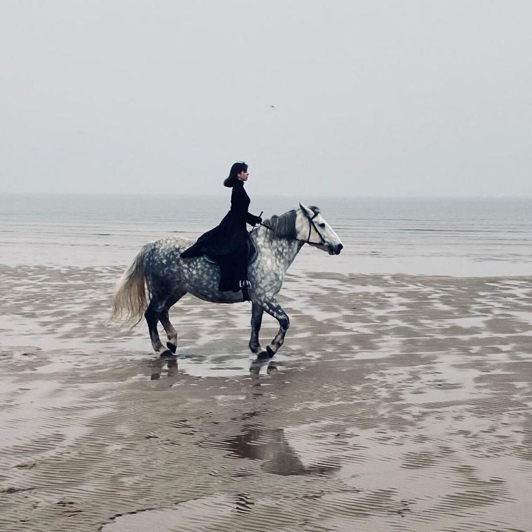 Дочь Александра Устюгова и Янины Соколовской. Жене - 15