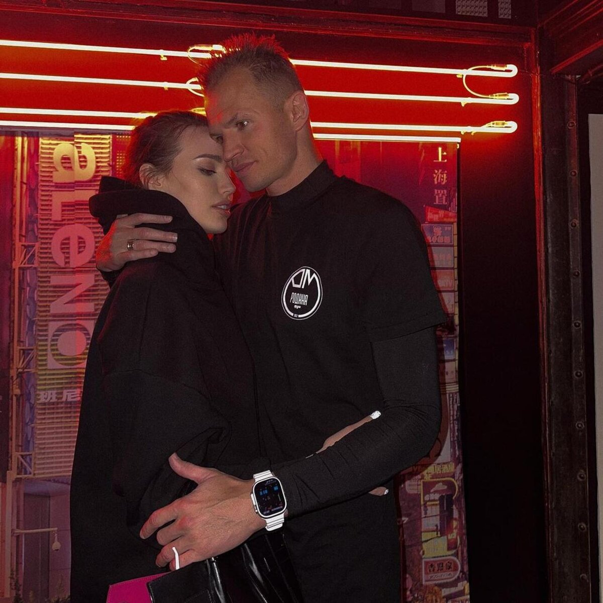    "Раньше я бы пожалела": как Костенко реагирует на слухи о неверности Тарасова Социальные сети