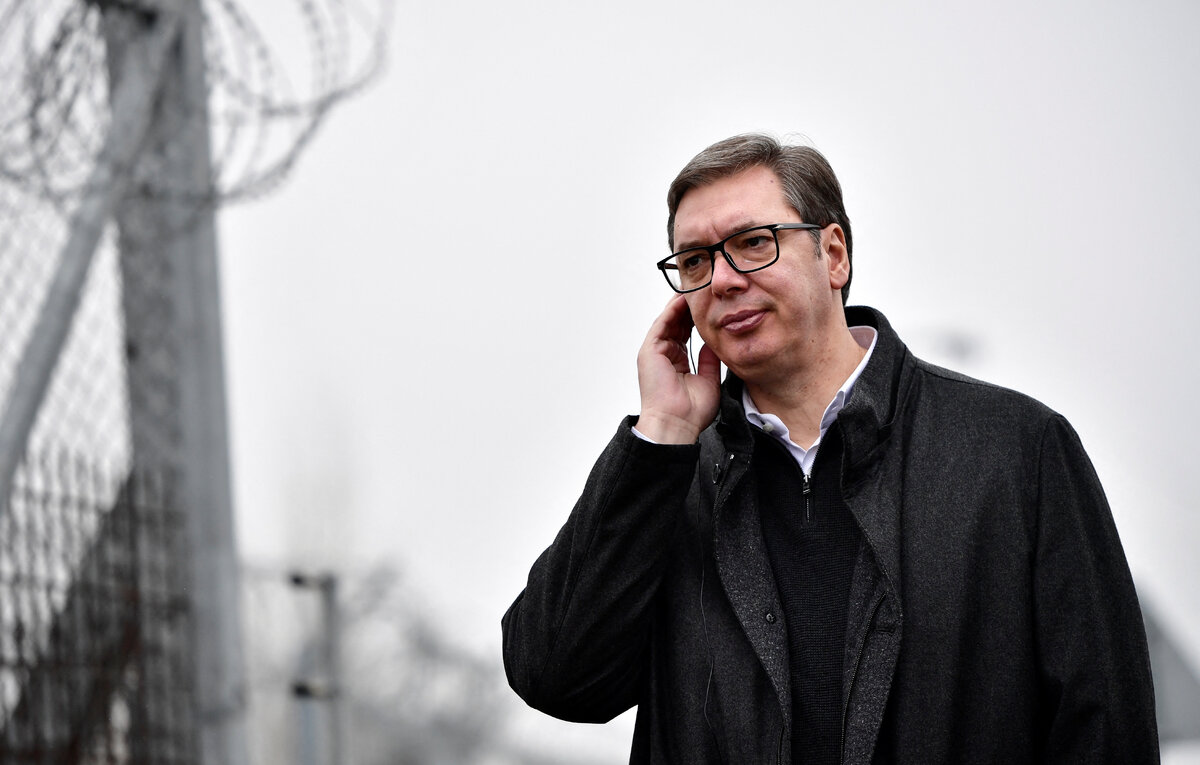    Президент Сербии Александар Вучич  REUTERS/Marton Monus, архив