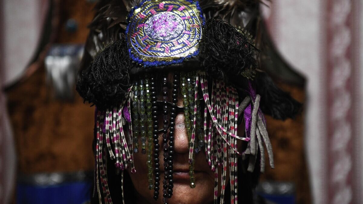    Шаман в одной из шаманских клиник Кызыла© РИА Новости / Александр Кряжев