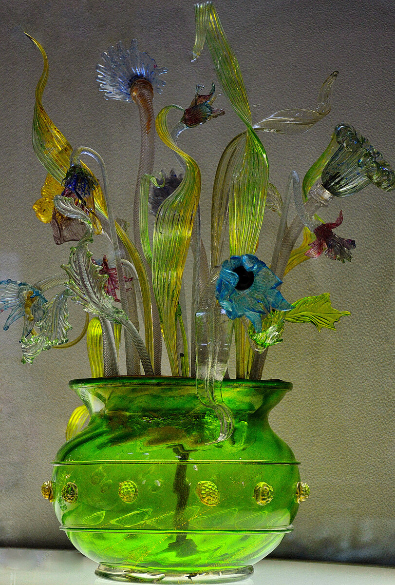 Разумей Васильев. Стеклянный букет, вторая четверть 19 в. 