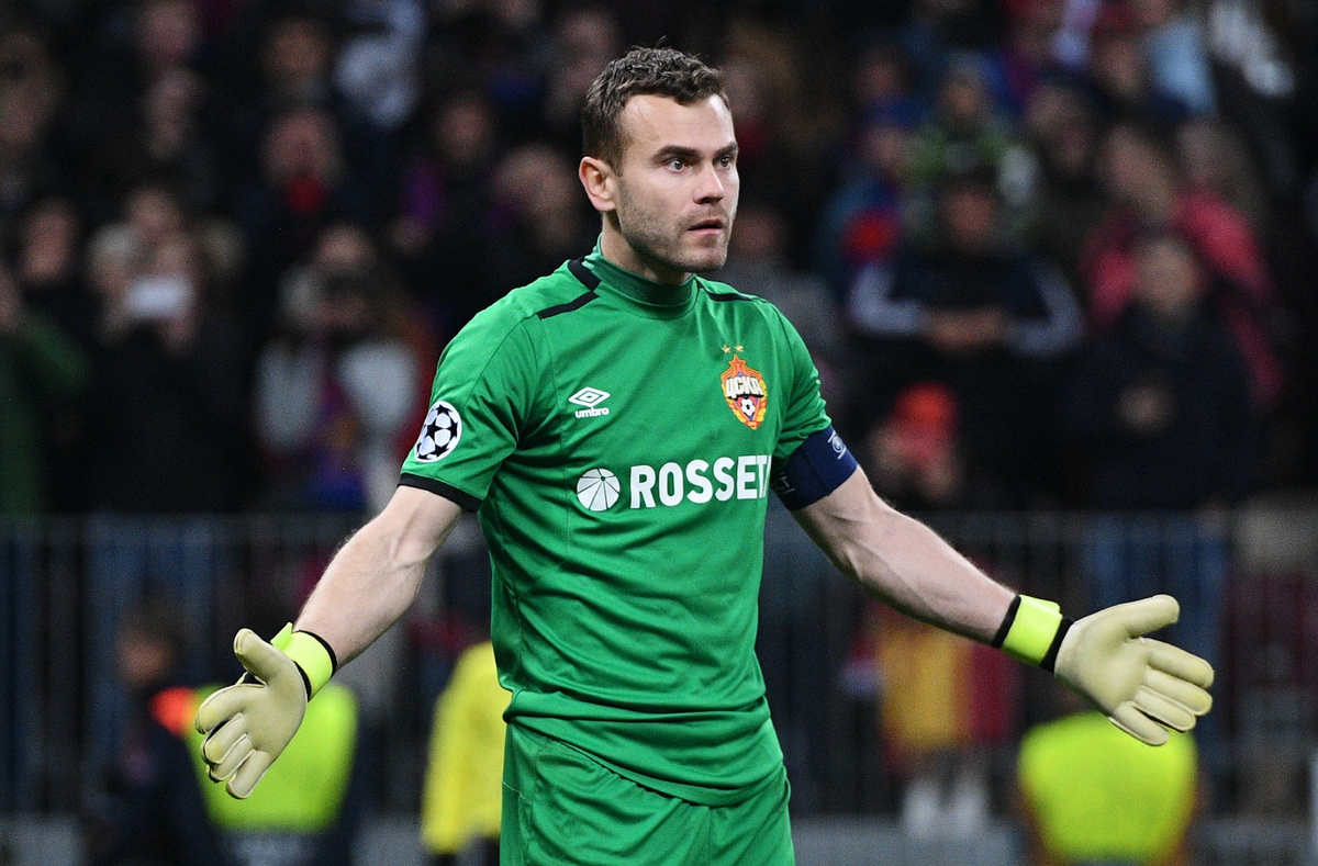 Мы считаем что этот голкипер был лучшим в этом году :)