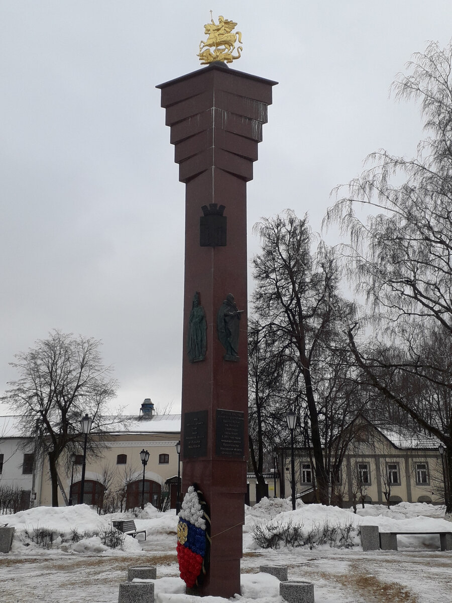 04 января 2023 13:48 Стела в честь присвоения Верее статуса города Воинской Доблести