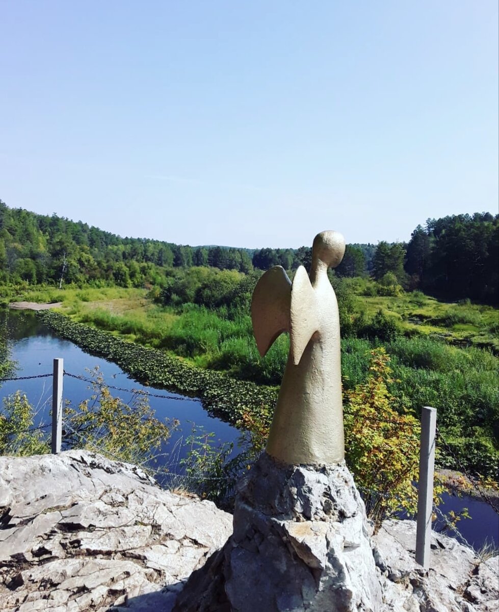 Скульптура ангела