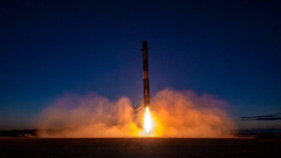    SpaceX вывела 40 спутников OneWeb на орбиту Анна Белая