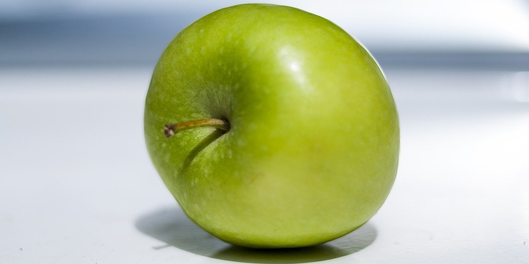 ЗЕЛЕНОЕ ЯБЛОЧКО