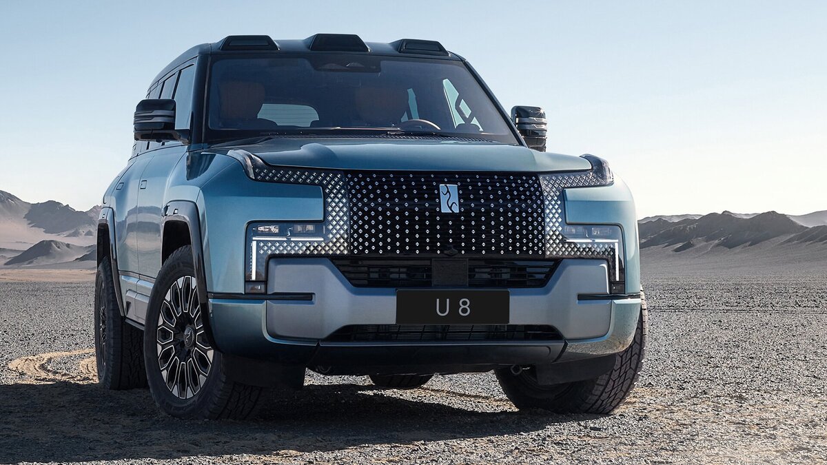 Электрический рамный внедорожник Yangwang U8