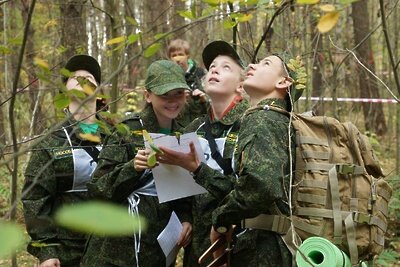    Школьники в лесу Подмосковья © Пресс-служба Комитета лесного хозяйства Московской области