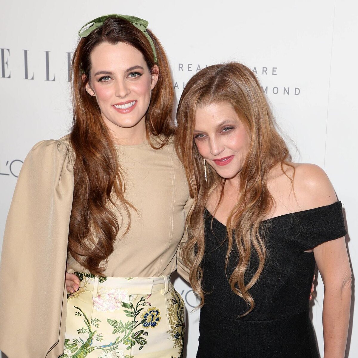    Лиза Мари Пресли с дочкой Рили LEGION-MEDIA