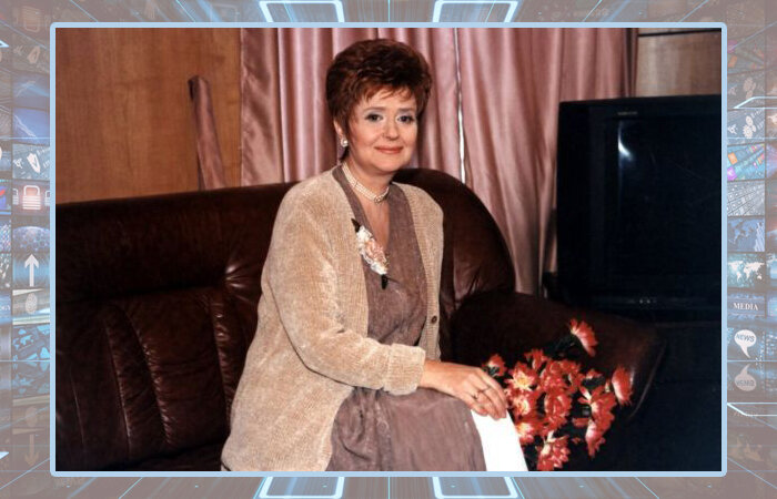 Регина Дубовицкая.