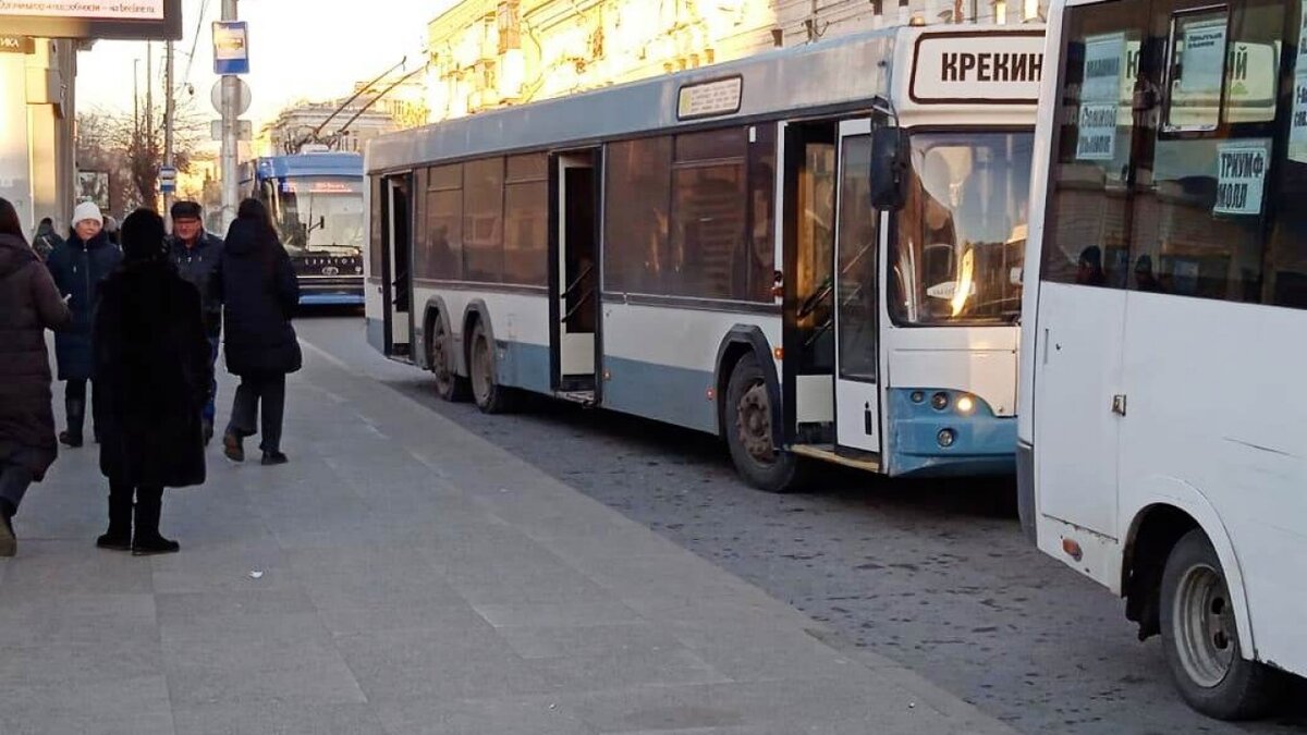    Саратовские чиновники установили грубые нарушения графика на маршрутах 45 и 90Новости Саратова и области – Сетевое издание «Репортер64»