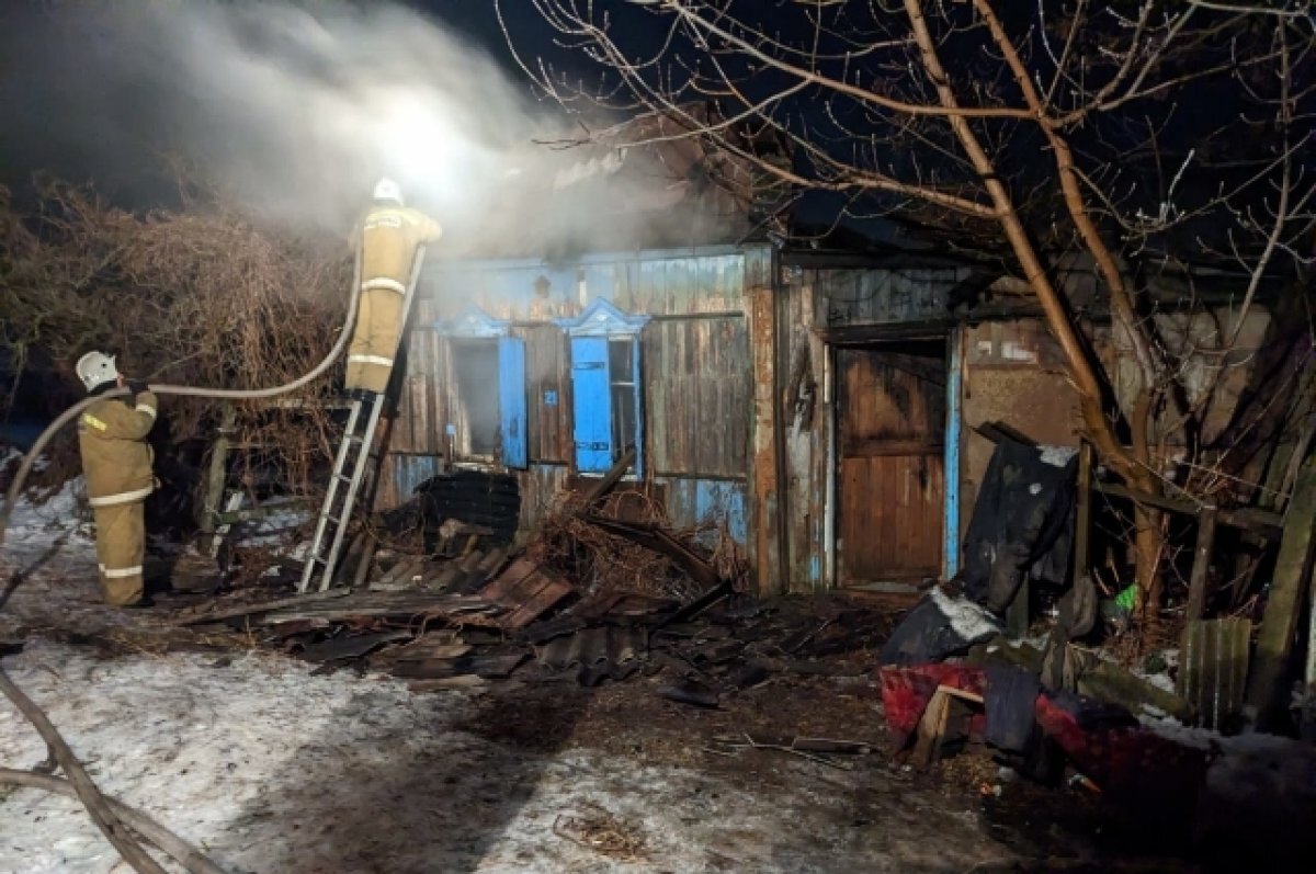    Труп мужчины нашли на месте пожара в воронежском селе Селявное-2