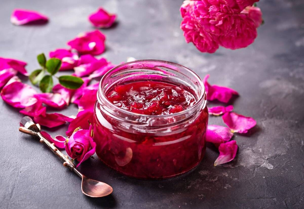 Турецкий десерт из розы