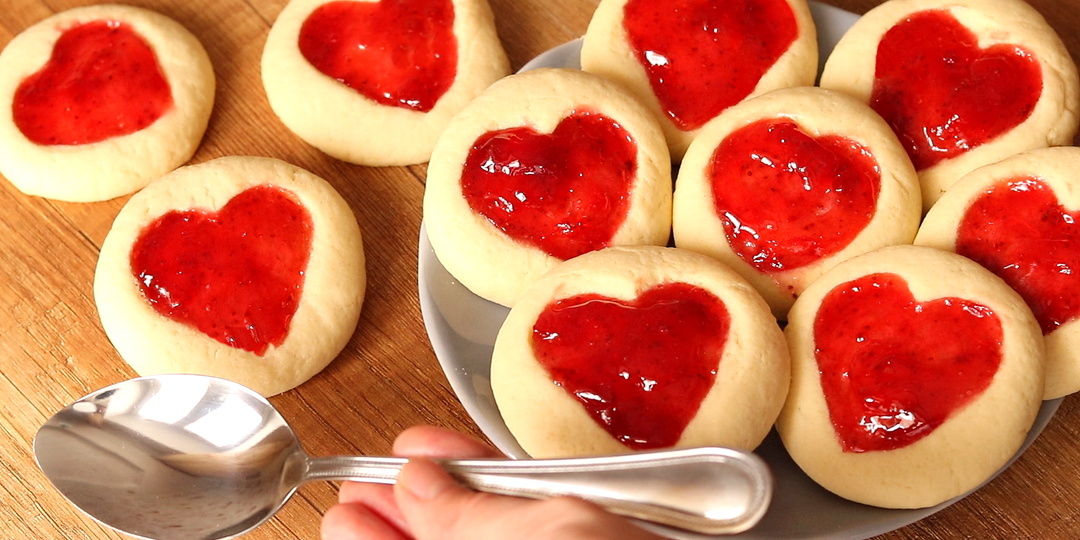 С Днем всех влюбленных поздравляю вас, любимых и любящих людей!