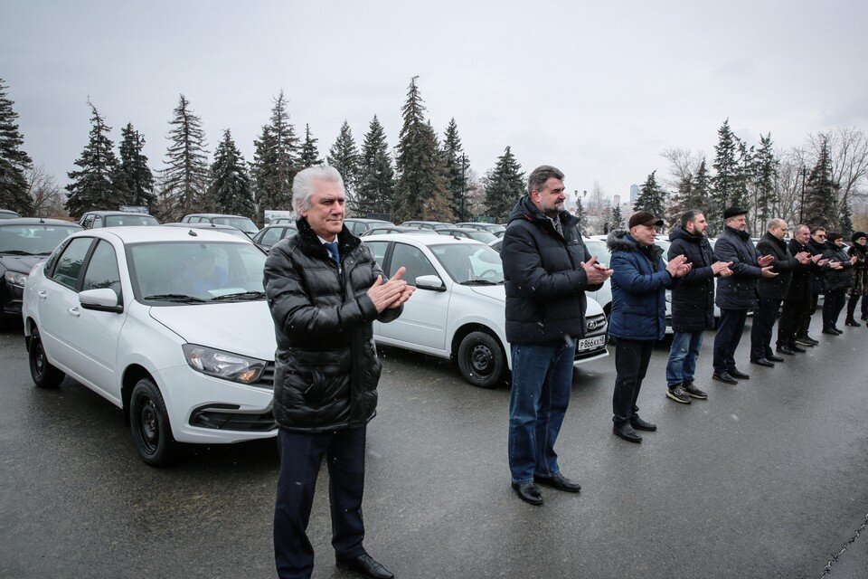     Липецкие медики получили новые машины  Пресс-служба правительства Липецкой области