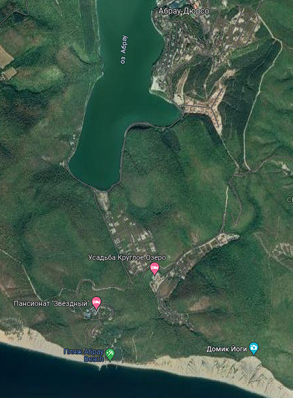 Выход к морю находится в отдалении. 