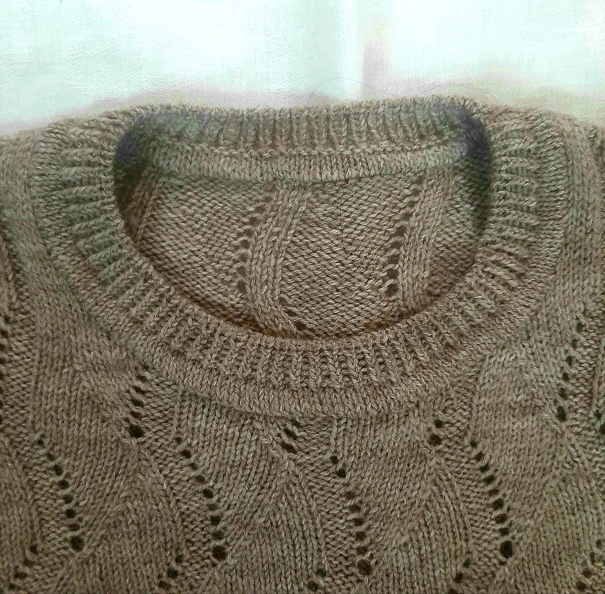 Горловину сделала так.