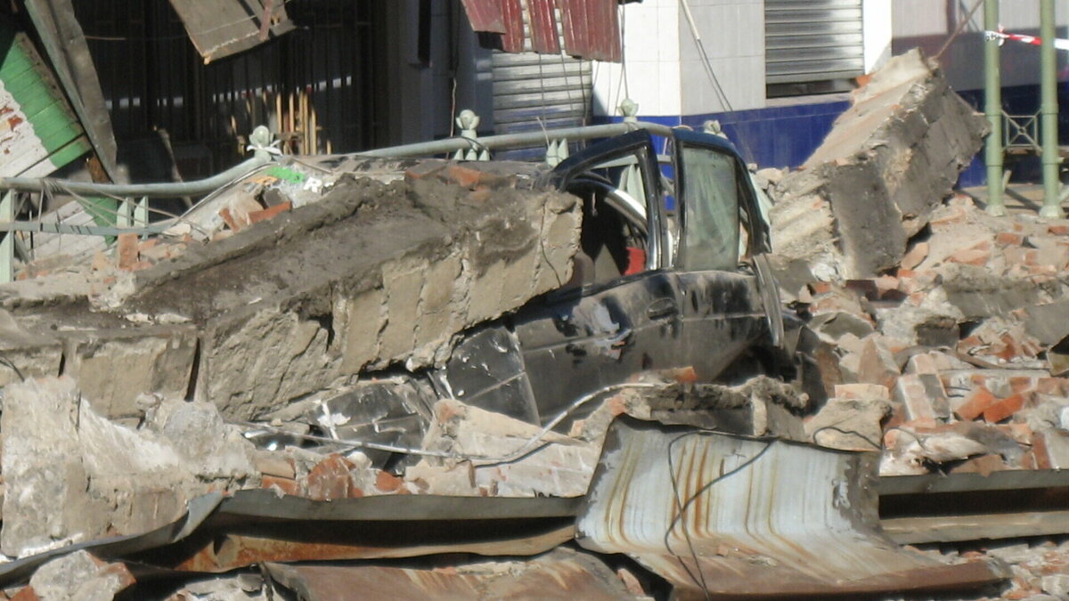     Когда и как при строительстве домов в Ставрополе начали учитывать сейсмику и почему несмотря на контроль никто не исключает риск ошибки, чтобы разобраться в ситуации NewsTracker пообщался со специалистами архитектурного бюро «Перспектива».