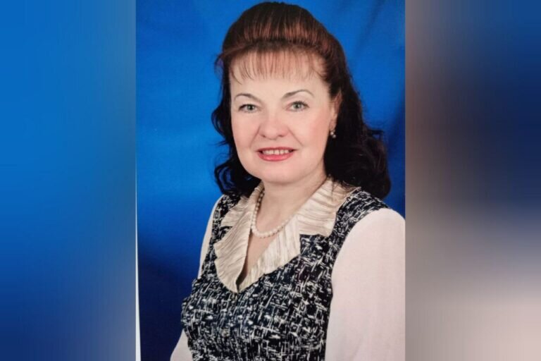    Педагог из Оренбургского района Виктория Максимова прививает детям любовь к Родине Кристина Просвиркина