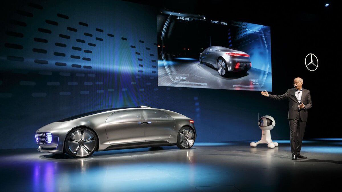      Mercedes-Benz F 015