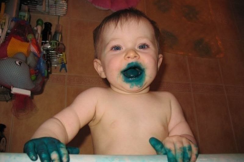     Зеленый бриллиант: почему зеленку не применяют нигде в мире, кроме стран СНГ