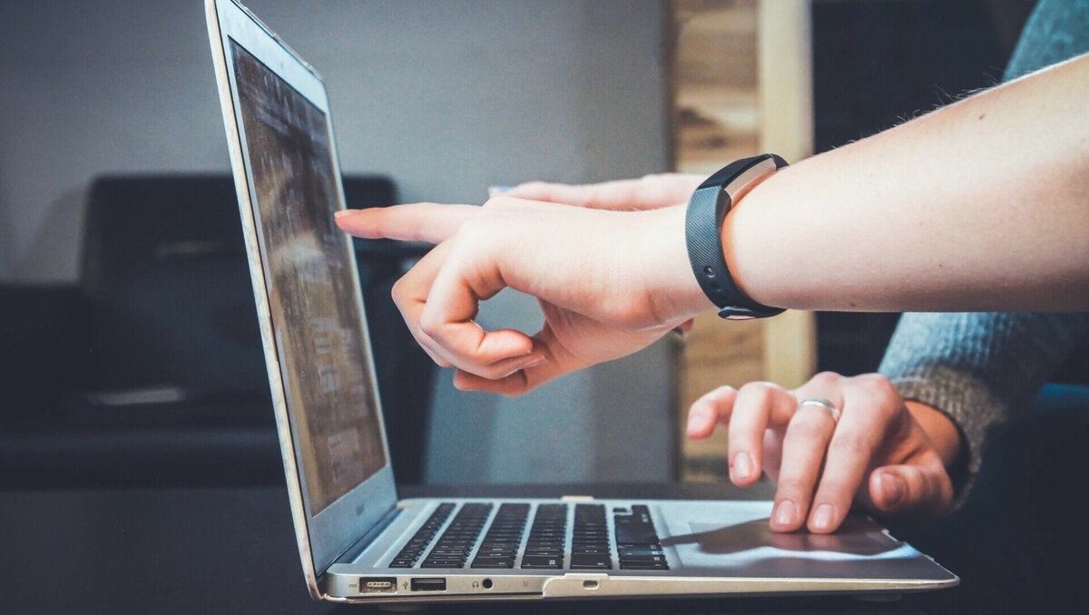     Эксперты должны будут анализировать тексты, аудио и видео.