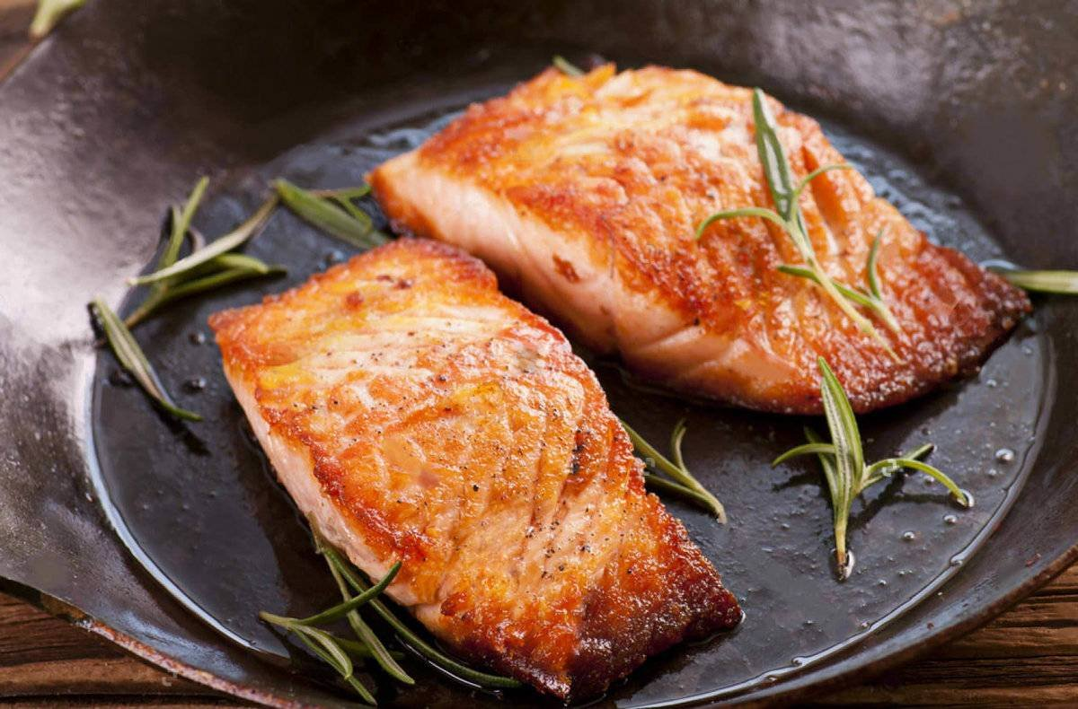 Вкусное филе. Салмон стейк. Salmon Steak стейк из лосося. Рыба горбуша стейки. Филе горбуши жареное