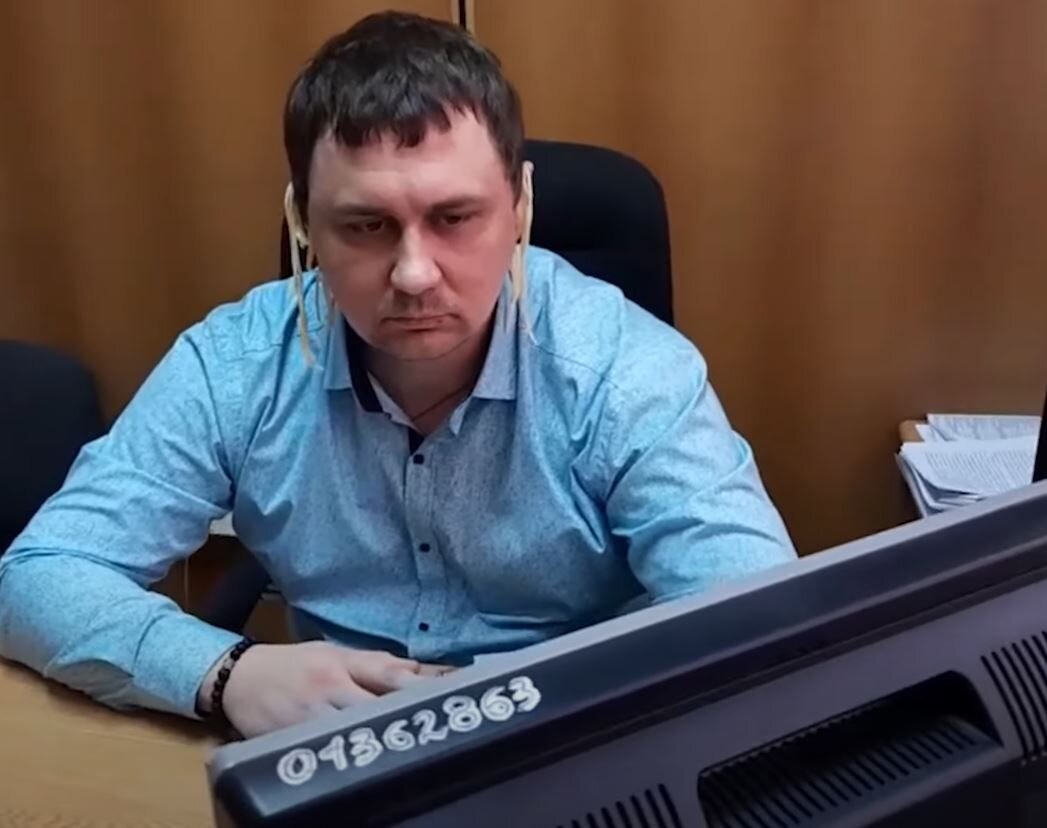    Михаил Абдалкин. Кадр из видео с канала: ВОТ ТАК NOW