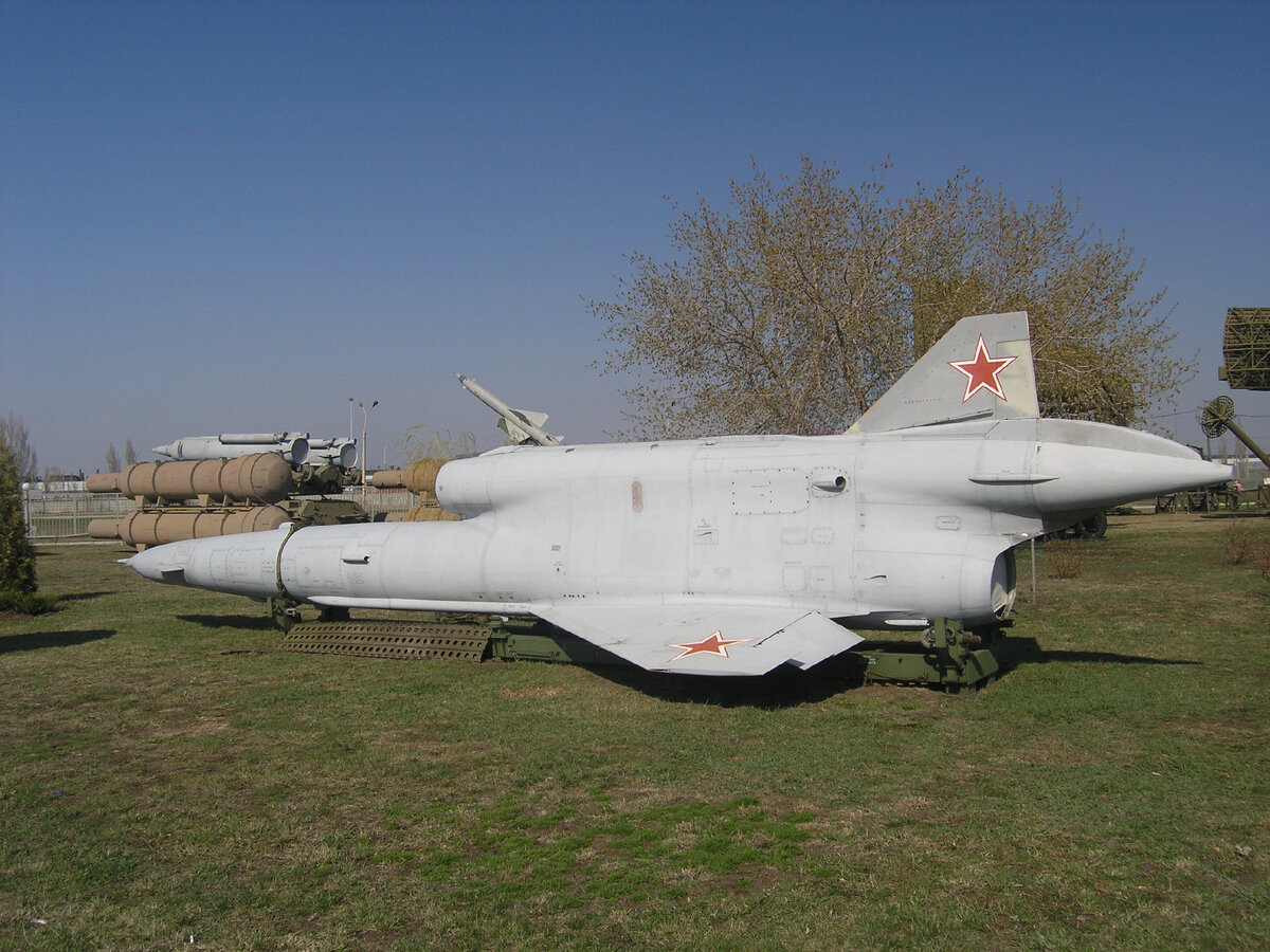 Ту-141 Фото ShinePhantom, CC BY-SA 3.0, https://commons.wikimedia.org/w/index.php?curid=10142714