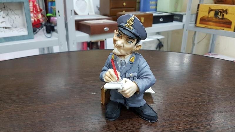 Фигурка "Налоговый инспектор" Н=15 см