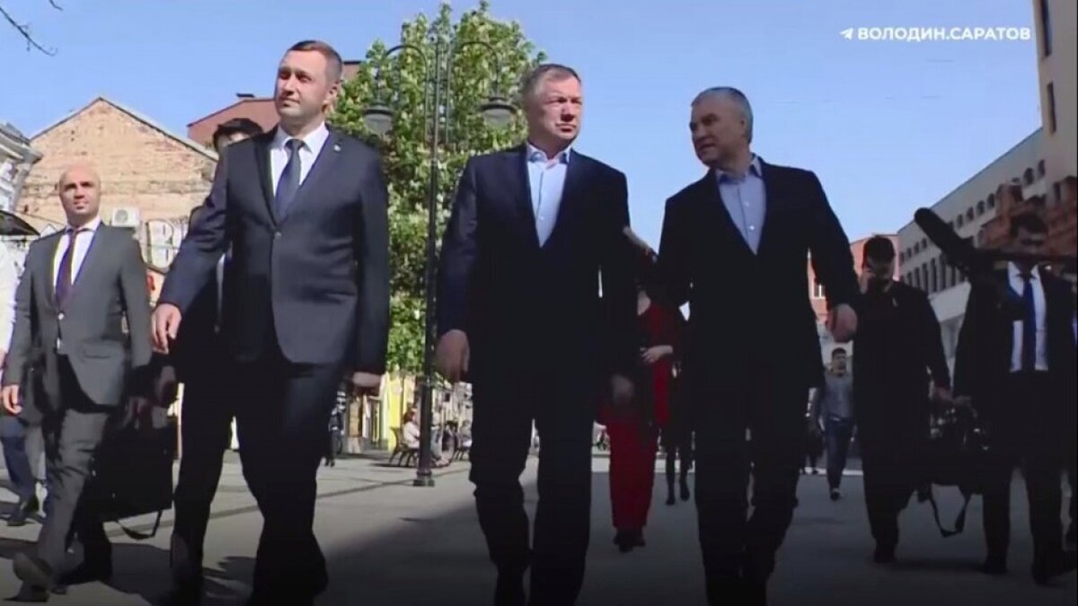    Марат Хуснуллин указал на большое количество рекламы в СаратовеНовости Саратова и области – Сетевое издание «Репортер64»