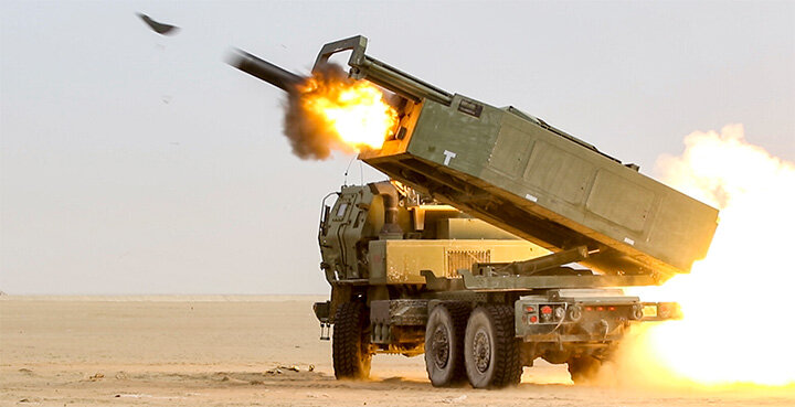 АРТИЛЛЕРИЙСКАЯ РАКЕТНАЯ СИСТЕМА HIMARS ("ХАЙМАРС"). ФОТО: U.S. DEPARTMENT OF DEFENSE/GLOBALLООKPRESS