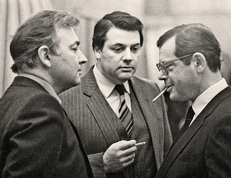 Аркадий Арканов с Михаилом Державиным (слева) и Александром Ширвиндтом. Фото: Михаил ПАЗИЙ/PhotoXPress.ru 