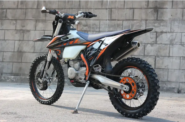  Мотоцикл JHL Z5 ZS-174MN-3 вид сбоку