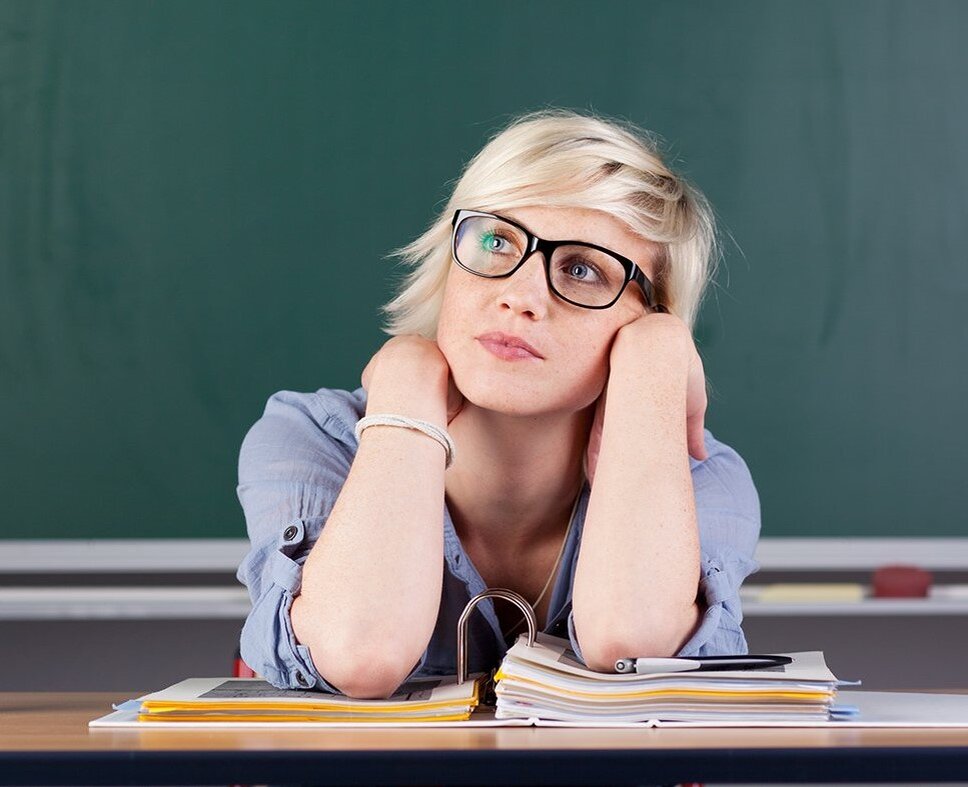 скучный учитель