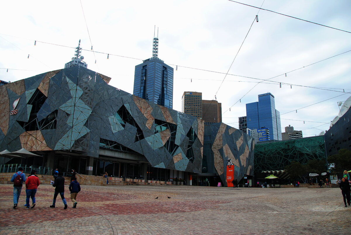 Площадь Федерации