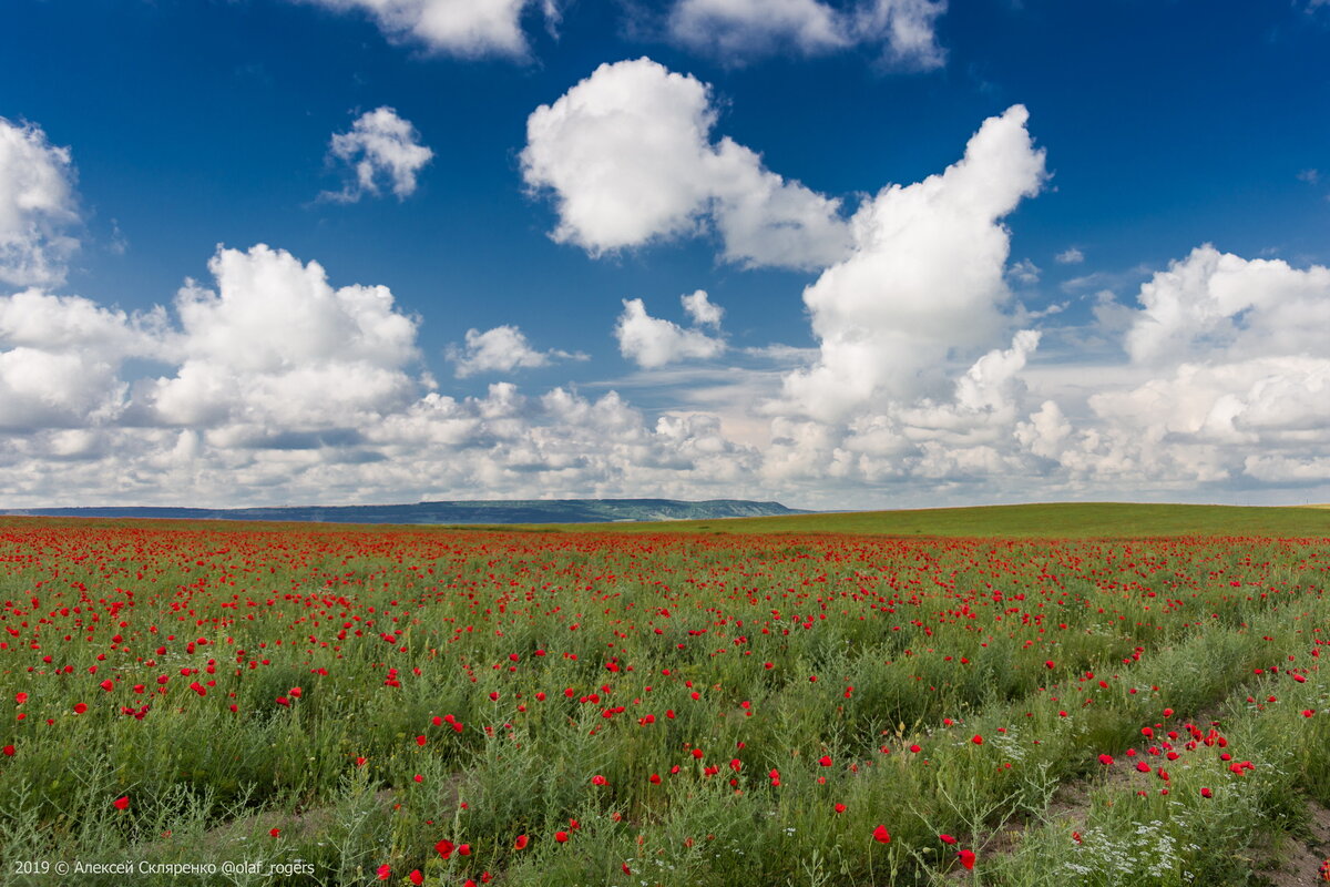 Очень повезло с облаками, они подчёркивают красоту пейзажа.