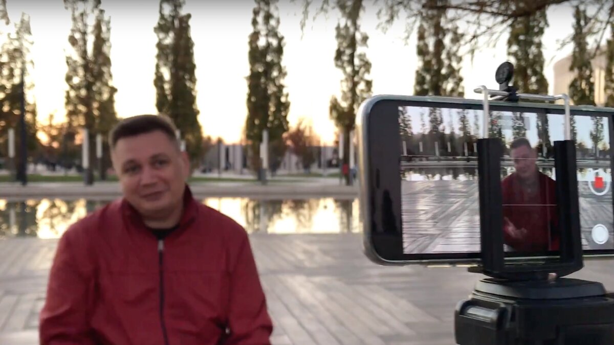 Скриншот из видео на Ютуб канале Будем Бложить
