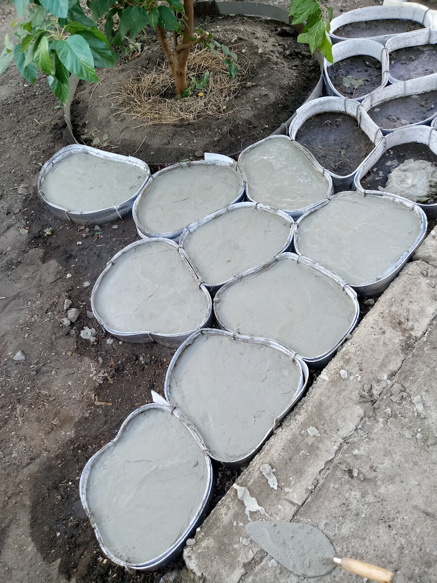 Бетонные садовые дорожки