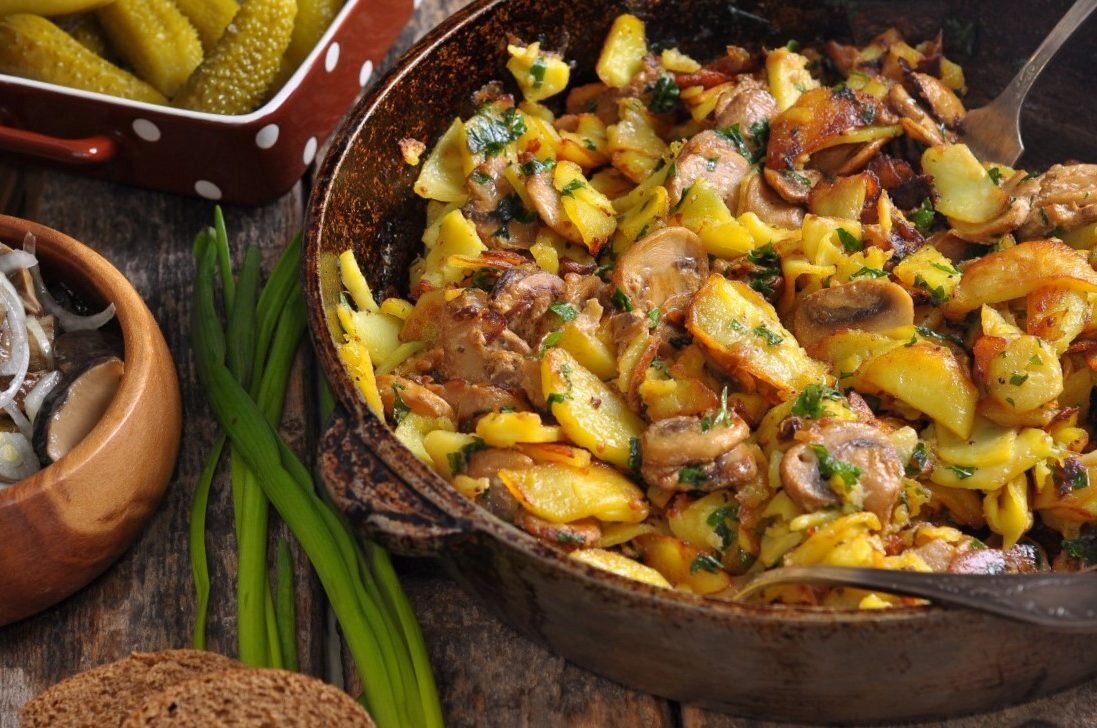 Жареная картошка с грибами